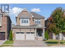 12 DEER PASS ROAD, East Gwillimbury, Ontario