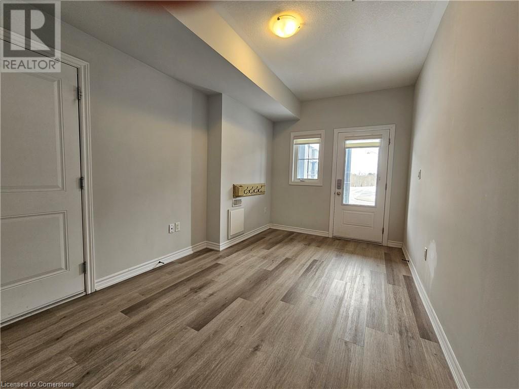 124 Compass Trail Unit# 53, Cambridge, Ontario  N3E 0E3 - Photo 3 - 40687755