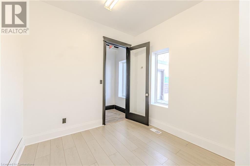 5851 Royal Manor Drive, Niagara Falls, Ontario  L2G 1E9 - Photo 11 - 40687918