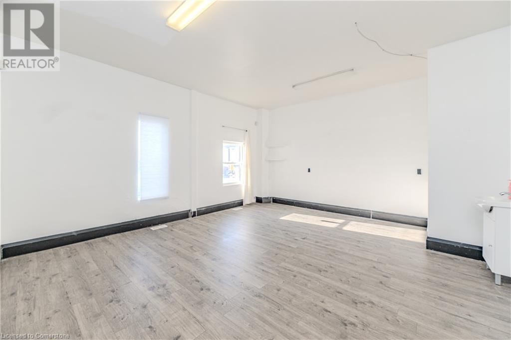 5851 Royal Manor Drive, Niagara Falls, Ontario  L2G 1E9 - Photo 7 - 40687918