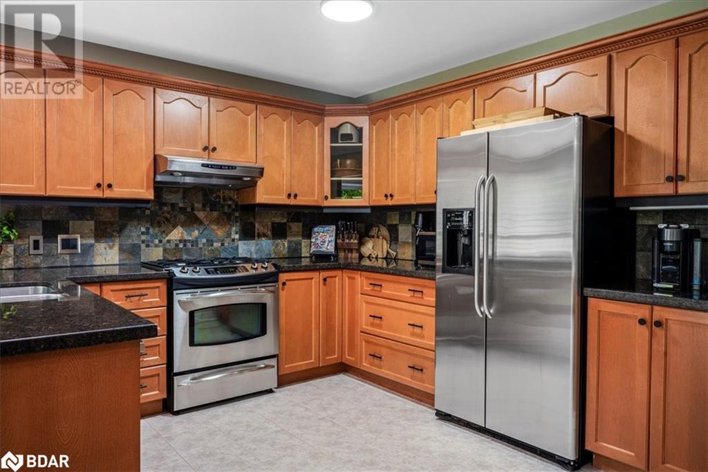 104 Crompton Drive, Barrie, Ontario  L4M 6P1 - Photo 8 - 40687101