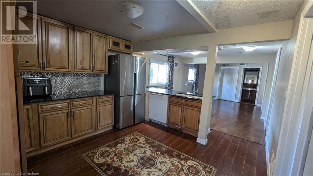 791 Lawrence Road Unit# 2, Hamilton, Ontario  L8K 1Z9 - Photo 3 - 40687996