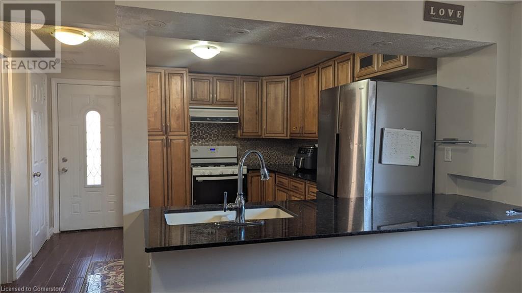 791 Lawrence Road Unit# 2, Hamilton, Ontario  L8K 1Z9 - Photo 4 - 40687996