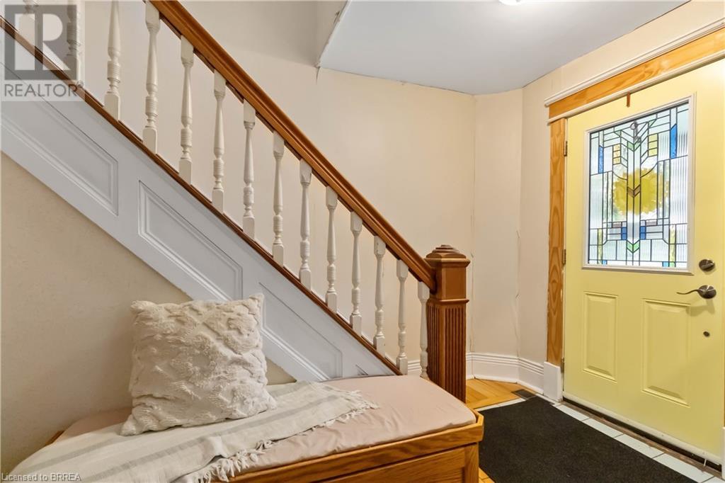 40 Egerton Street, Brantford, Ontario  N3T 4L5 - Photo 8 - 40641735