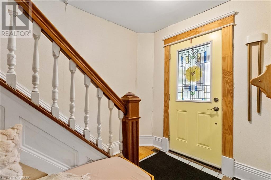 40 Egerton Street, Brantford, Ontario  N3T 4L5 - Photo 7 - 40641735