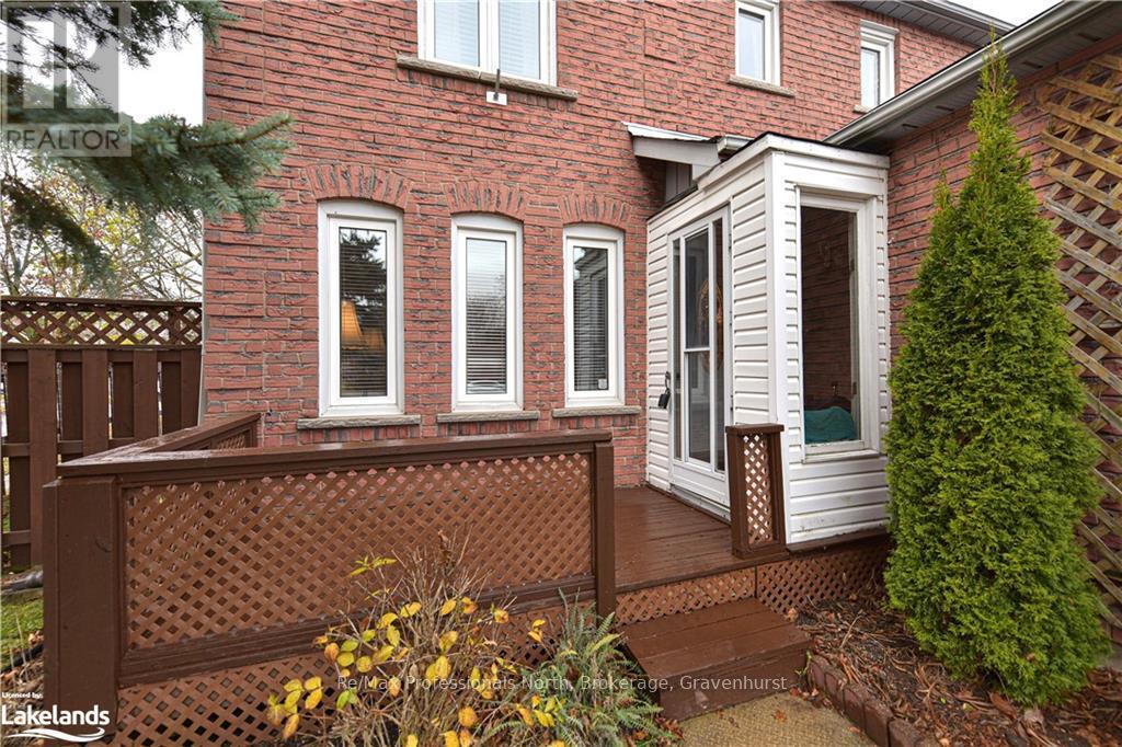 67 Carruthers Crescent, Barrie, Ontario  L4M 6A3 - Photo 2 - S11822925