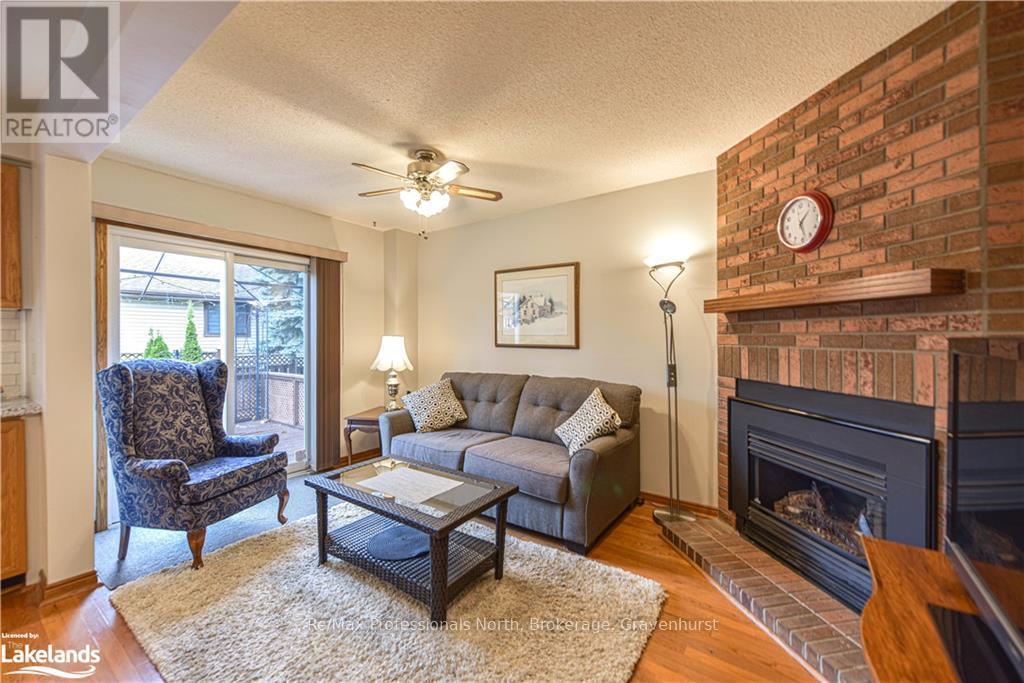 67 Carruthers Crescent, Barrie, Ontario  L4M 6A3 - Photo 4 - S11822925