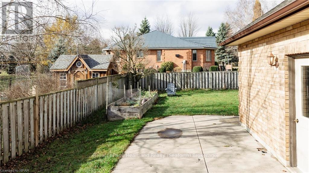 76 Napier Street, West Perth, Ontario  N0K 1N0 - Photo 38 - X11822891