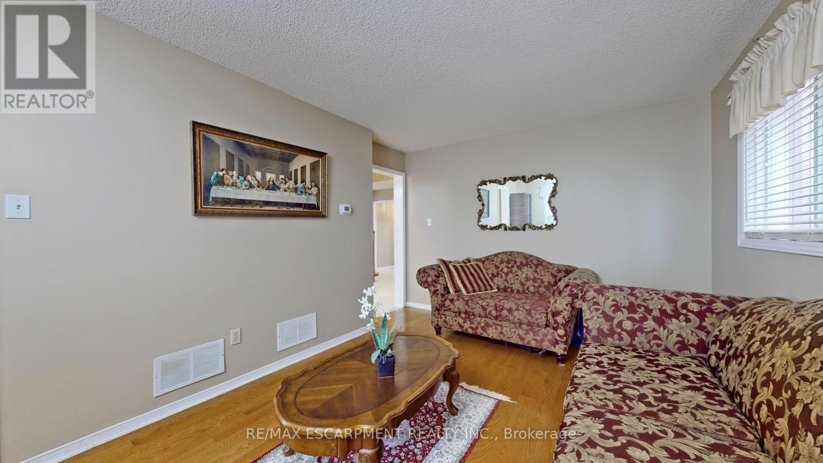 1208 Sherwood Mills Boulevard, Mississauga, Ontario  L5V 1S7 - Photo 10 - W11909699