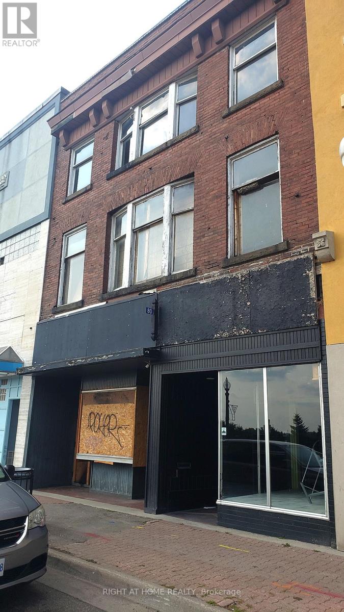 80 COLBORNE STREET, Brantford, Ontario