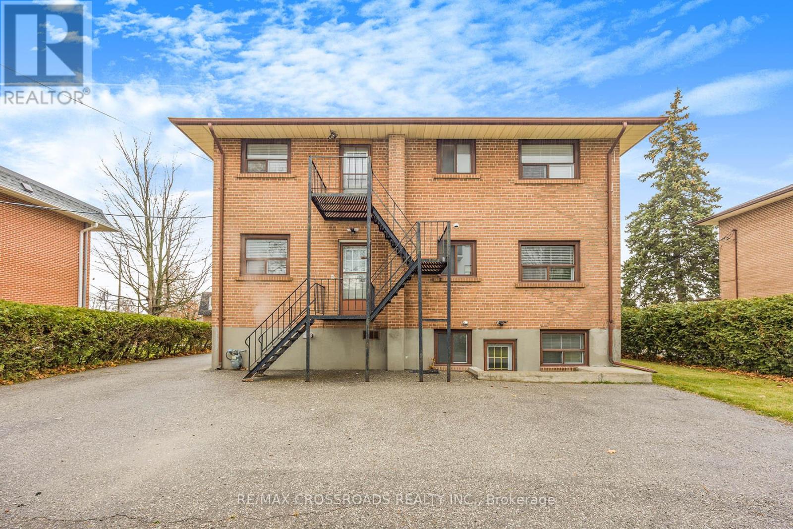 Unit 1 - 349 Frontenac Avenue, Oshawa, Ontario  L1J 2A7 - Photo 23 - E10538435