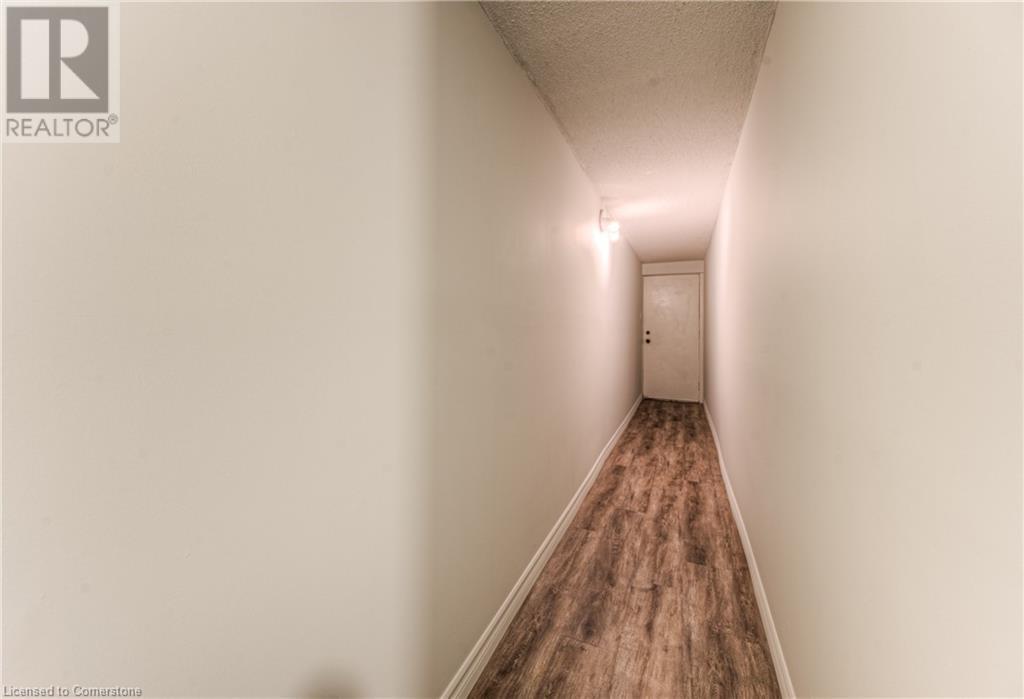 410 Craigleith Drive Unit# 2, Waterloo, Ontario  N2L 5T2 - Photo 35 - 40687470