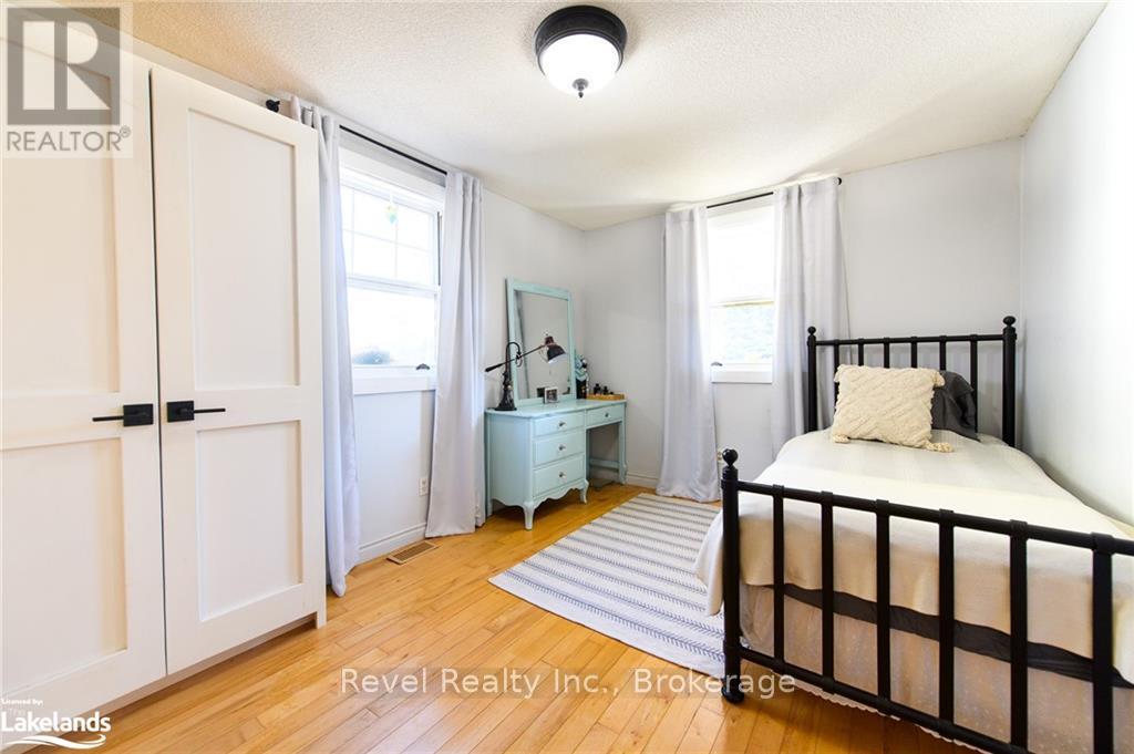 18 Homestead Drive, Clearview, Ontario  L9Y 3Y9 - Photo 14 - S10439099