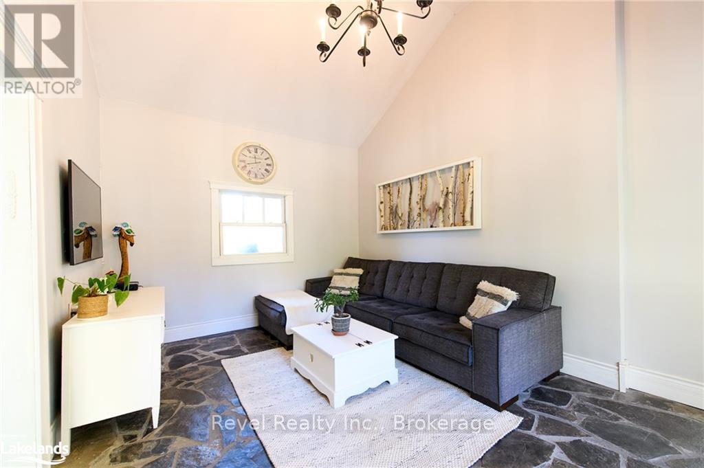 18 Homestead Drive, Clearview, Ontario  L9Y 3Y9 - Photo 5 - S10439099