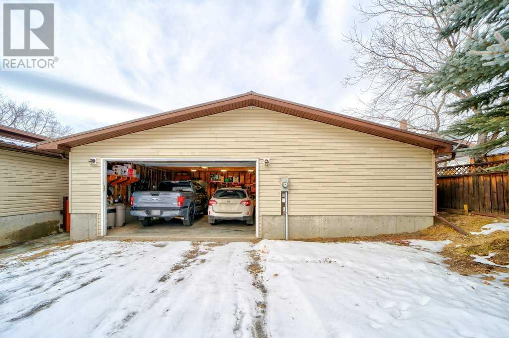 20803 24 Avenue, Bellevue, Alberta  T0K 0C0 - Photo 46 - A2185609