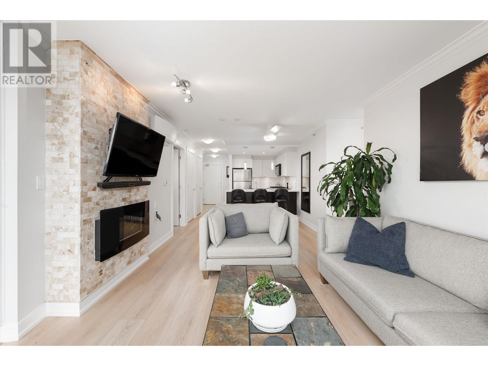 601 160 W 3rd Street, North Vancouver, British Columbia V7M 0A9 - Photo 4 - R2952894