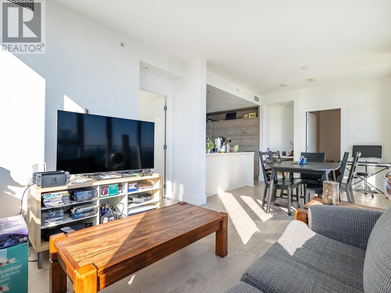 Listing Picture 8 of 26 : 510 7388 KINGSWAY, Burnaby / 本拿比 - 魯藝地產 Yvonne Lu Group - MLS Medallion Club Member