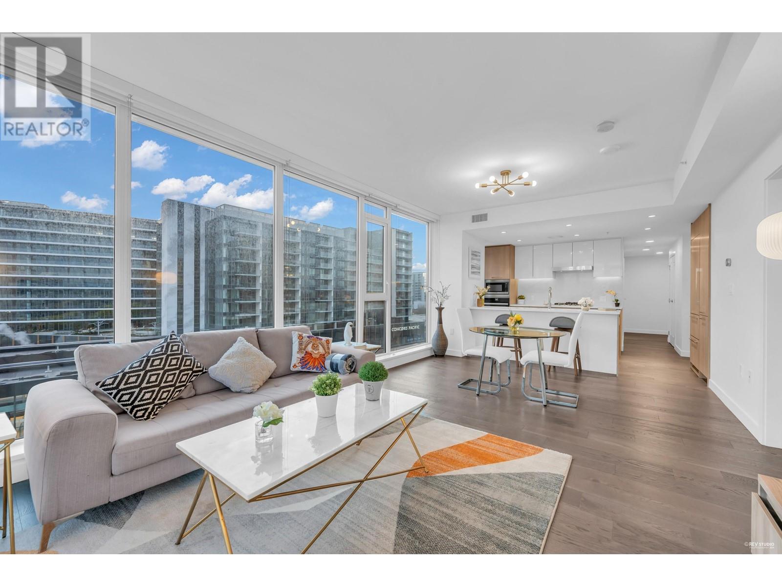 Listing Picture 11 of 40 : 908 3331 NO. 3 ROAD, Richmond / 烈治文 - 魯藝地產 Yvonne Lu Group - MLS Medallion Club Member