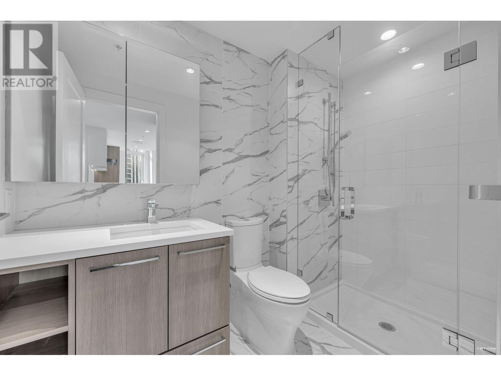 Listing Picture 15 of 40 : 908 3331 NO. 3 ROAD, Richmond / 烈治文 - 魯藝地產 Yvonne Lu Group - MLS Medallion Club Member
