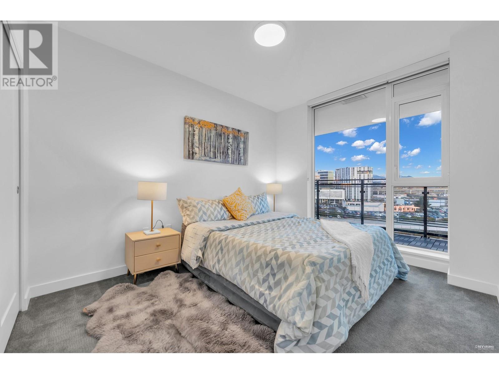 Listing Picture 16 of 40 : 908 3331 NO. 3 ROAD, Richmond / 烈治文 - 魯藝地產 Yvonne Lu Group - MLS Medallion Club Member