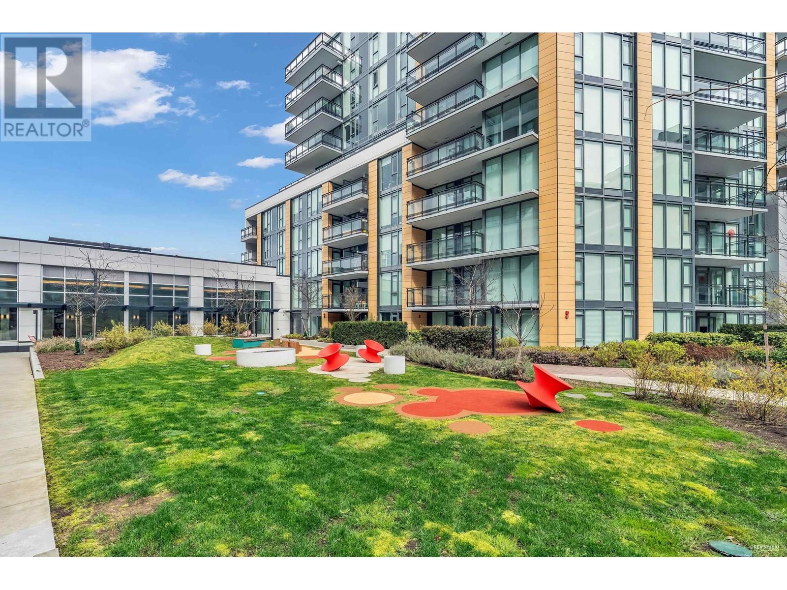 Listing Picture 29 of 40 : 908 3331 NO. 3 ROAD, Richmond / 烈治文 - 魯藝地產 Yvonne Lu Group - MLS Medallion Club Member