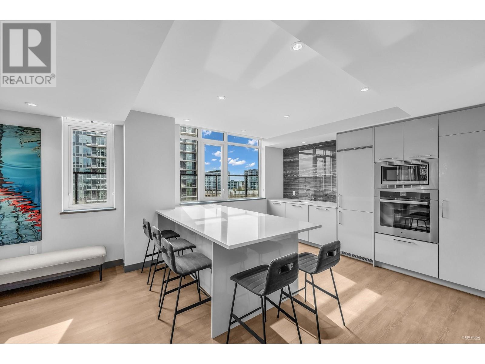 Listing Picture 37 of 40 : 908 3331 NO. 3 ROAD, Richmond / 烈治文 - 魯藝地產 Yvonne Lu Group - MLS Medallion Club Member