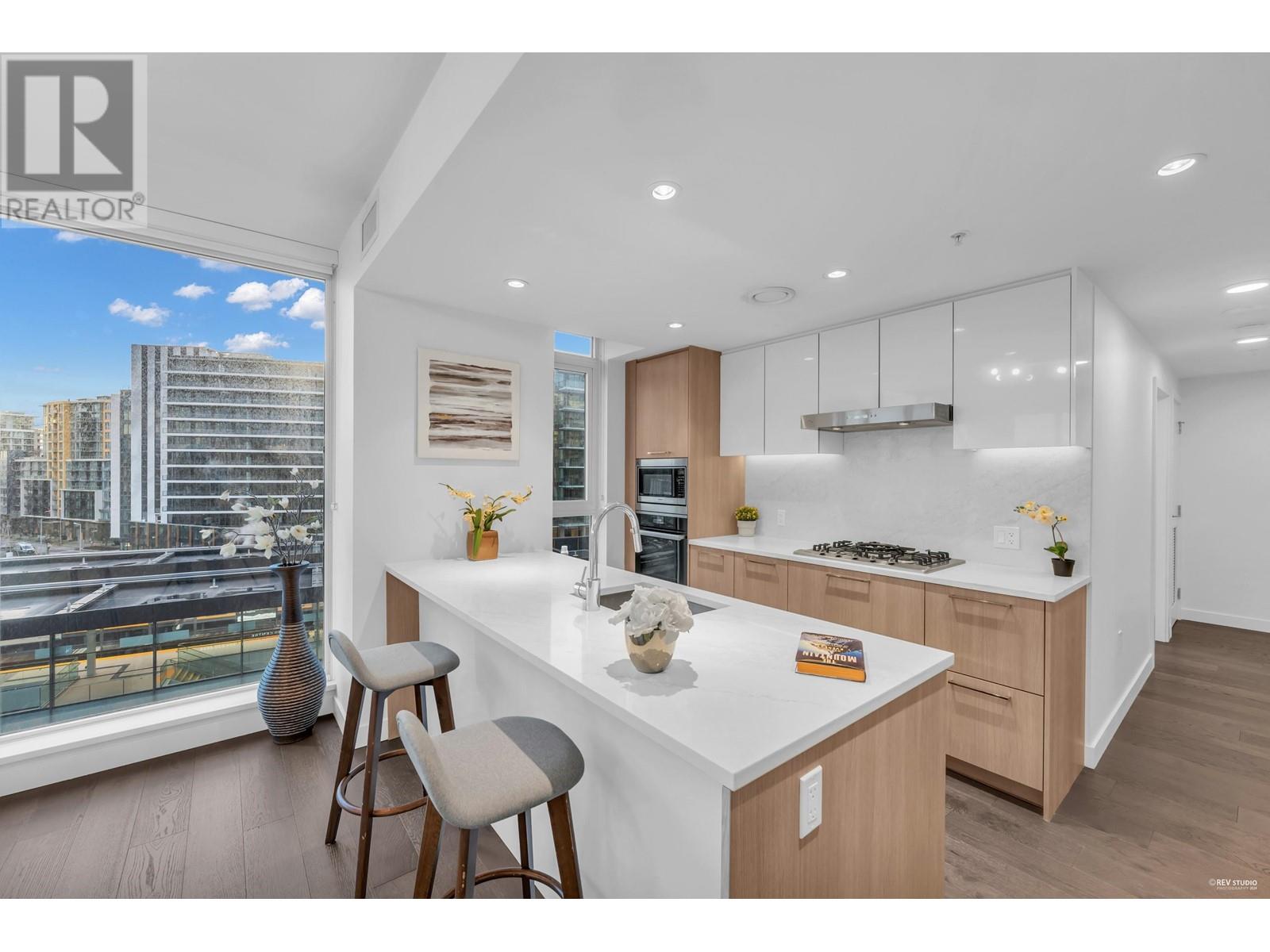 Listing Picture 7 of 40 : 908 3331 NO. 3 ROAD, Richmond / 烈治文 - 魯藝地產 Yvonne Lu Group - MLS Medallion Club Member