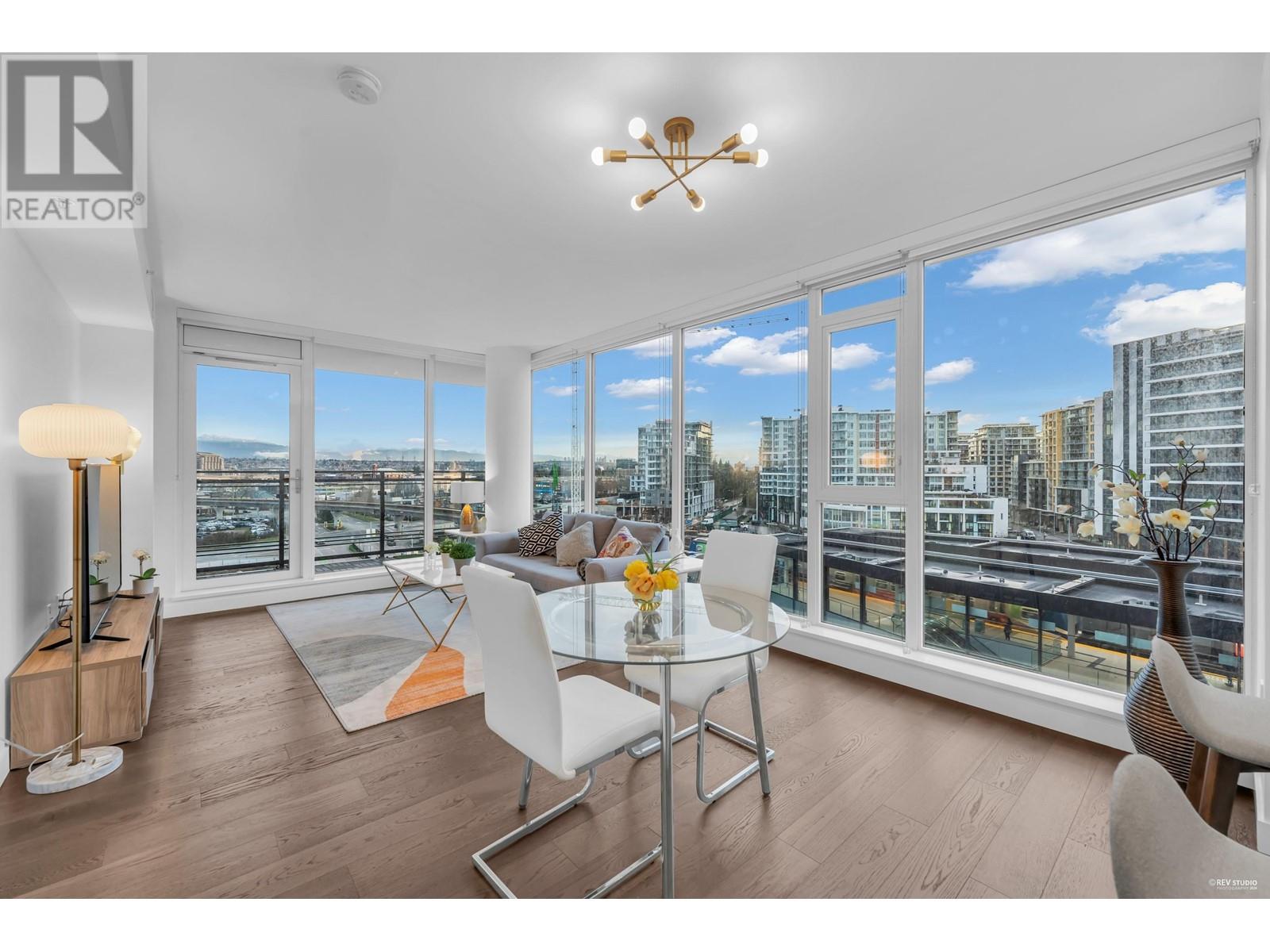 Listing Picture 8 of 40 : 908 3331 NO. 3 ROAD, Richmond / 烈治文 - 魯藝地產 Yvonne Lu Group - MLS Medallion Club Member