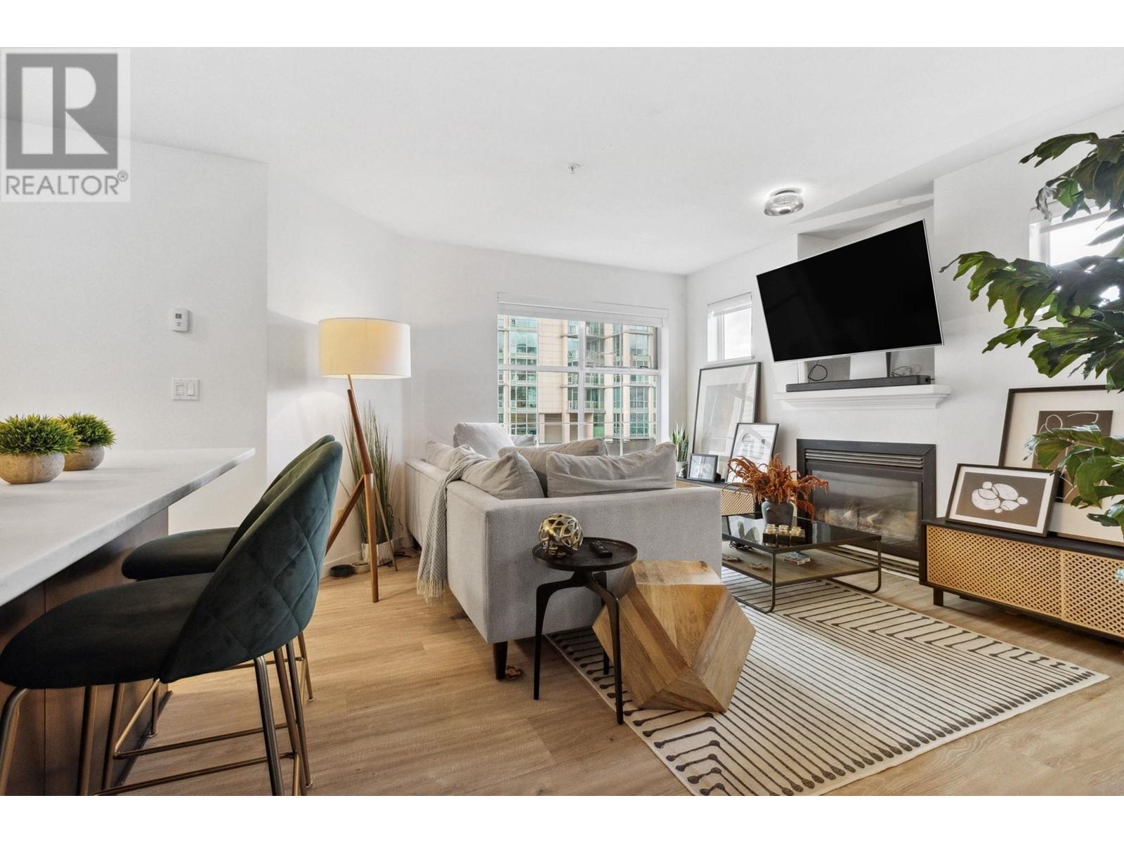300 137 E 1st Street, North Vancouver, British Columbia  V7L 1B2 - Photo 12 - R2952927