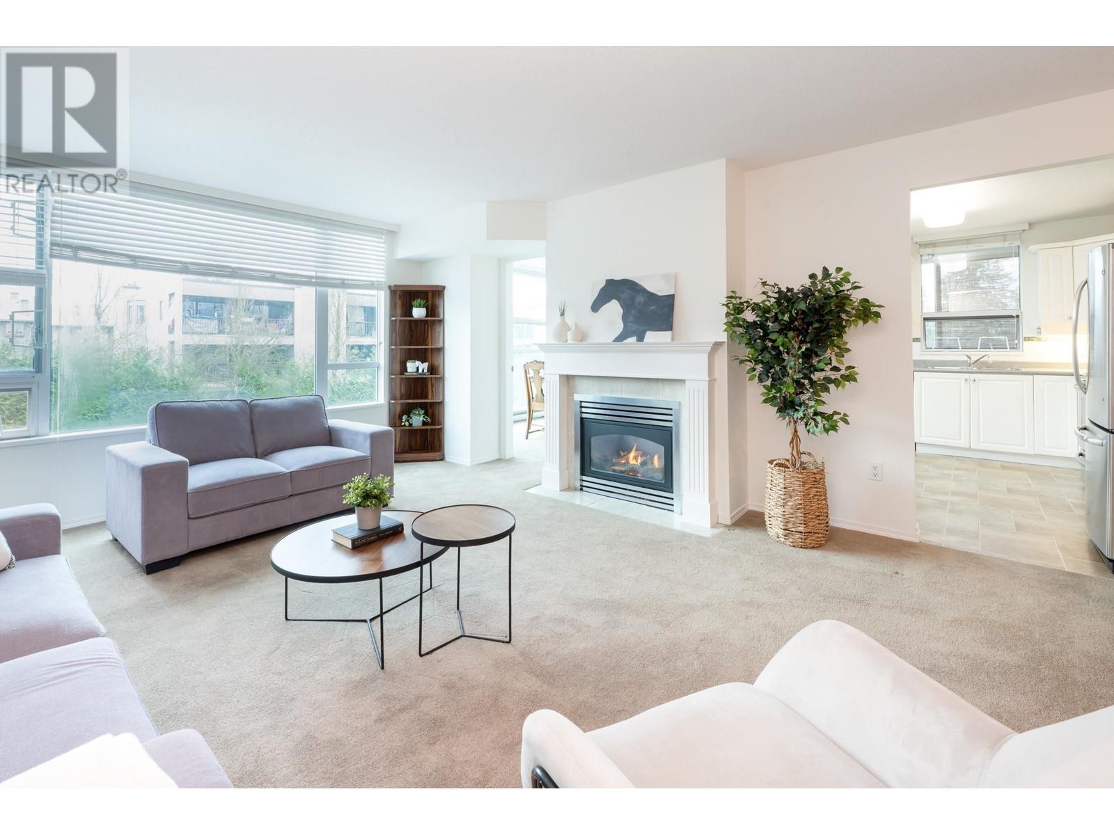 301 12148 224 Street, Maple Ridge, British Columbia V2X 3N8 - Photo 4 - R2952937