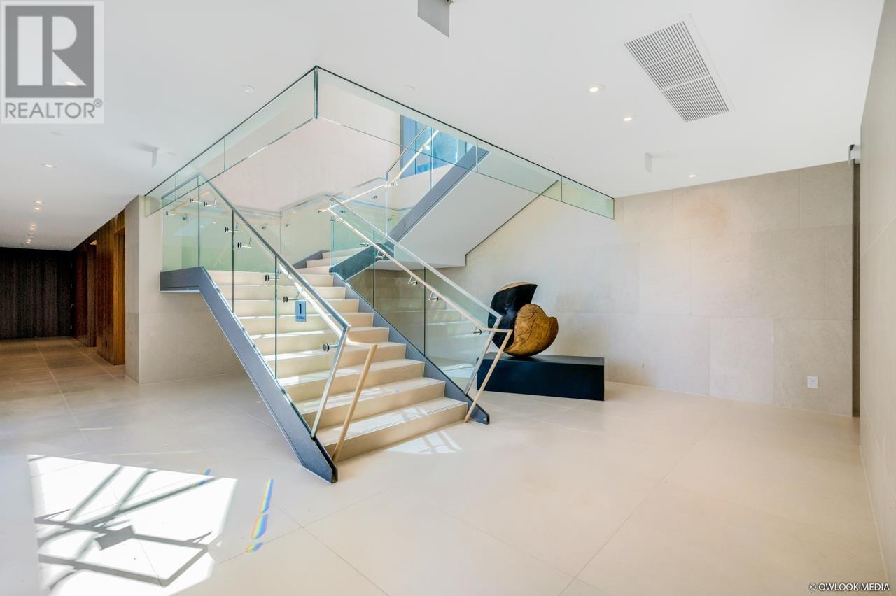 Listing Picture 31 of 38 : 105 6622 PEARSON WAY, Richmond / 烈治文 - 魯藝地產 Yvonne Lu Group - MLS Medallion Club Member