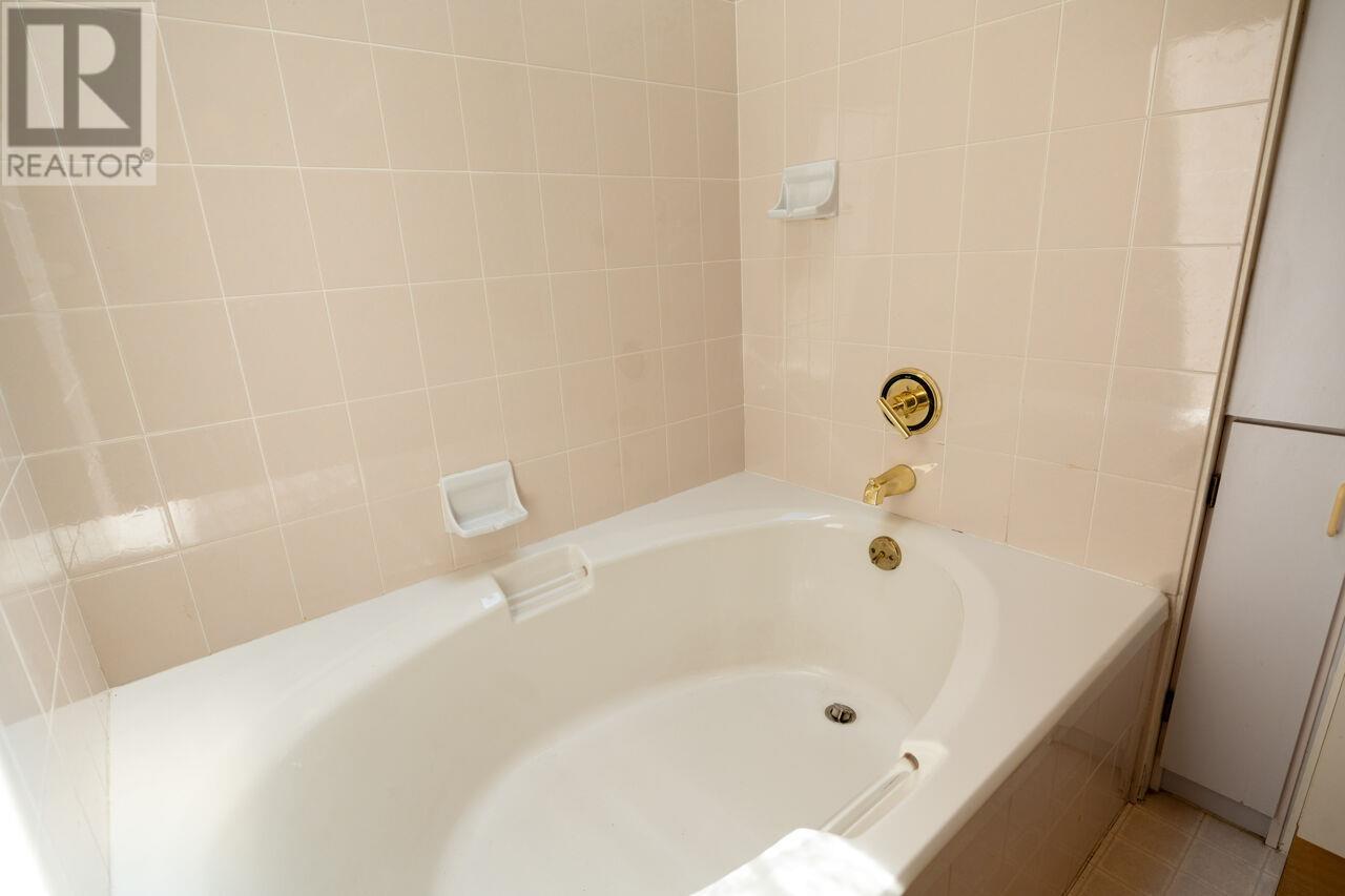 Listing Picture 28 of 40 : 319 8520 GENERAL CURRIE ROAD, Richmond / 烈治文 - 魯藝地產 Yvonne Lu Group - MLS Medallion Club Member