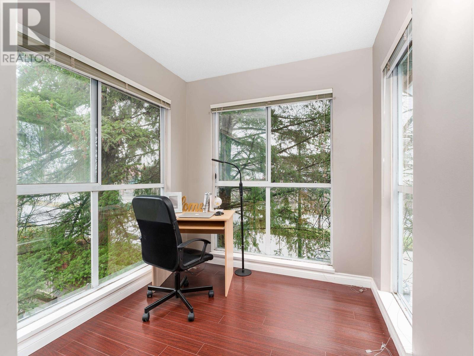 Listing Picture 9 of 18 : 303 3683 WELLINGTON AVENUE, Vancouver / 溫哥華 - 魯藝地產 Yvonne Lu Group - MLS Medallion Club Member