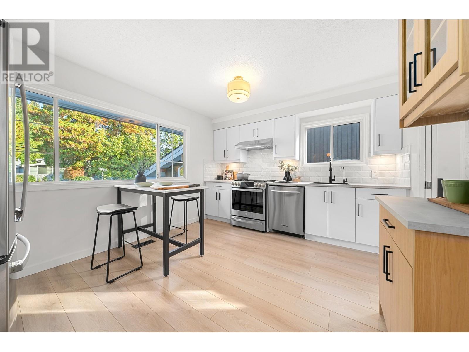 2397 Philip Avenue, North Vancouver, British Columbia  V7P 2W7 - Photo 6 - R2952952
