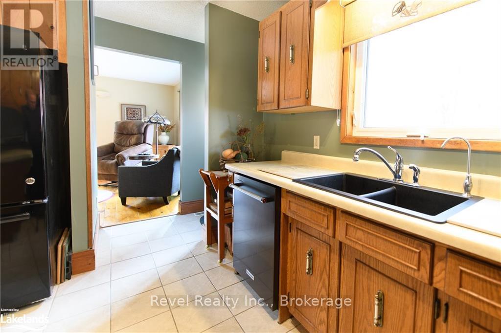 80 Mary Street, Clearview, Ontario  L0M 1G0 - Photo 10 - S10439110