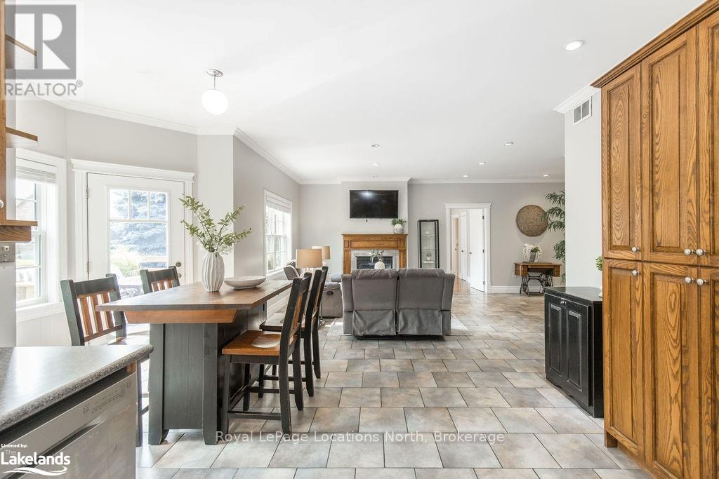 75 Edward Street E, Clearview, Ontario  L9Y 0H4 - Photo 10 - S10438430