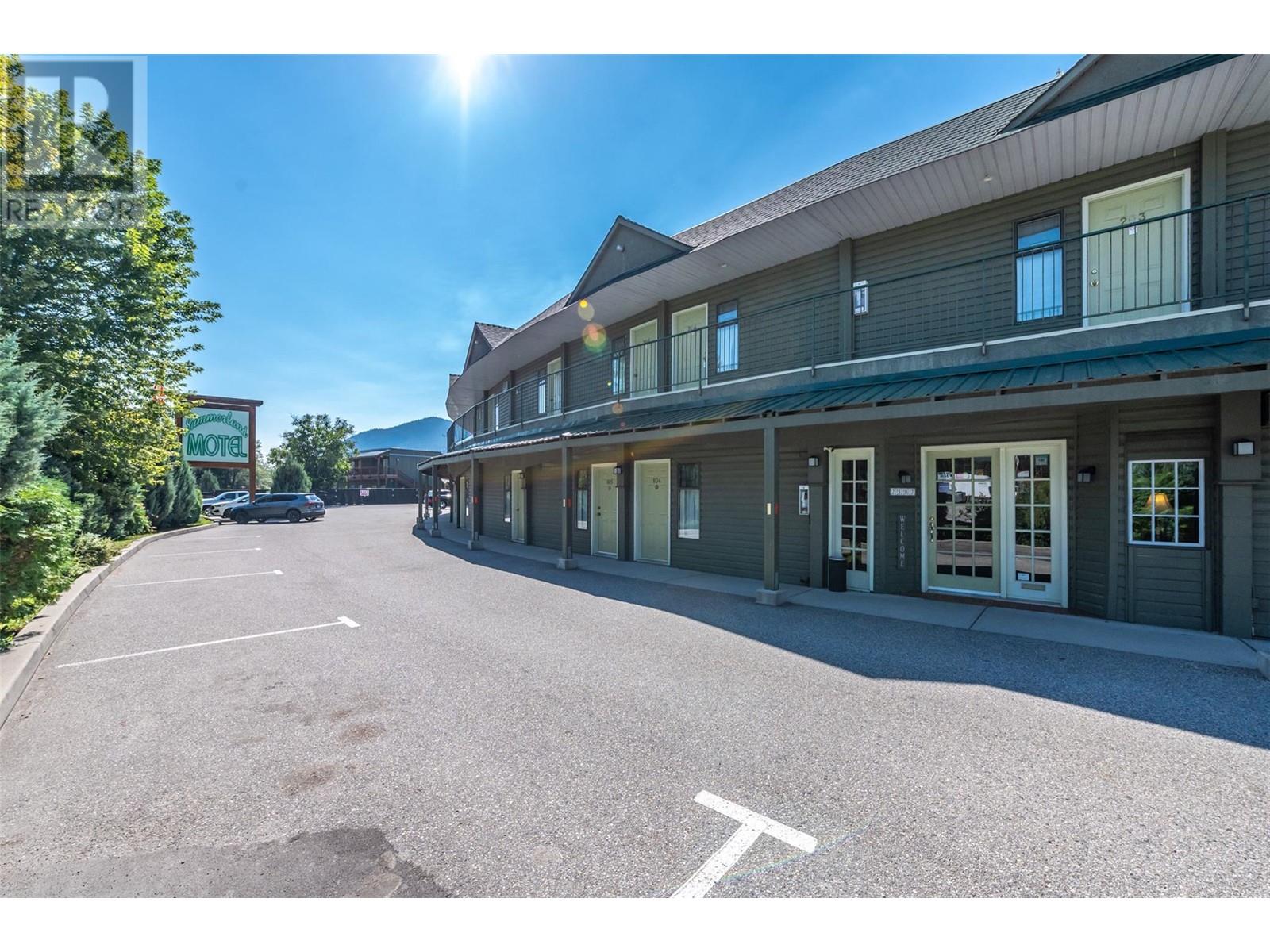 6203 Willow Avenue, Summerland, British Columbia  V0H 1Z4 - Photo 1 - 10331140