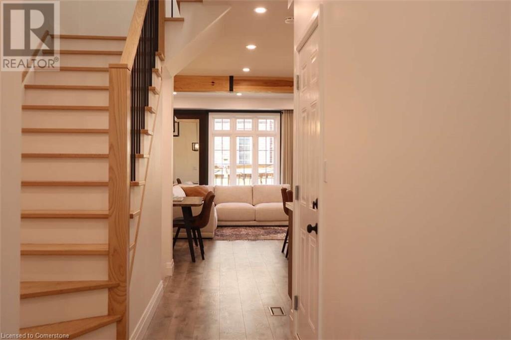 Property at 79 BROWVIEW Drive image 4