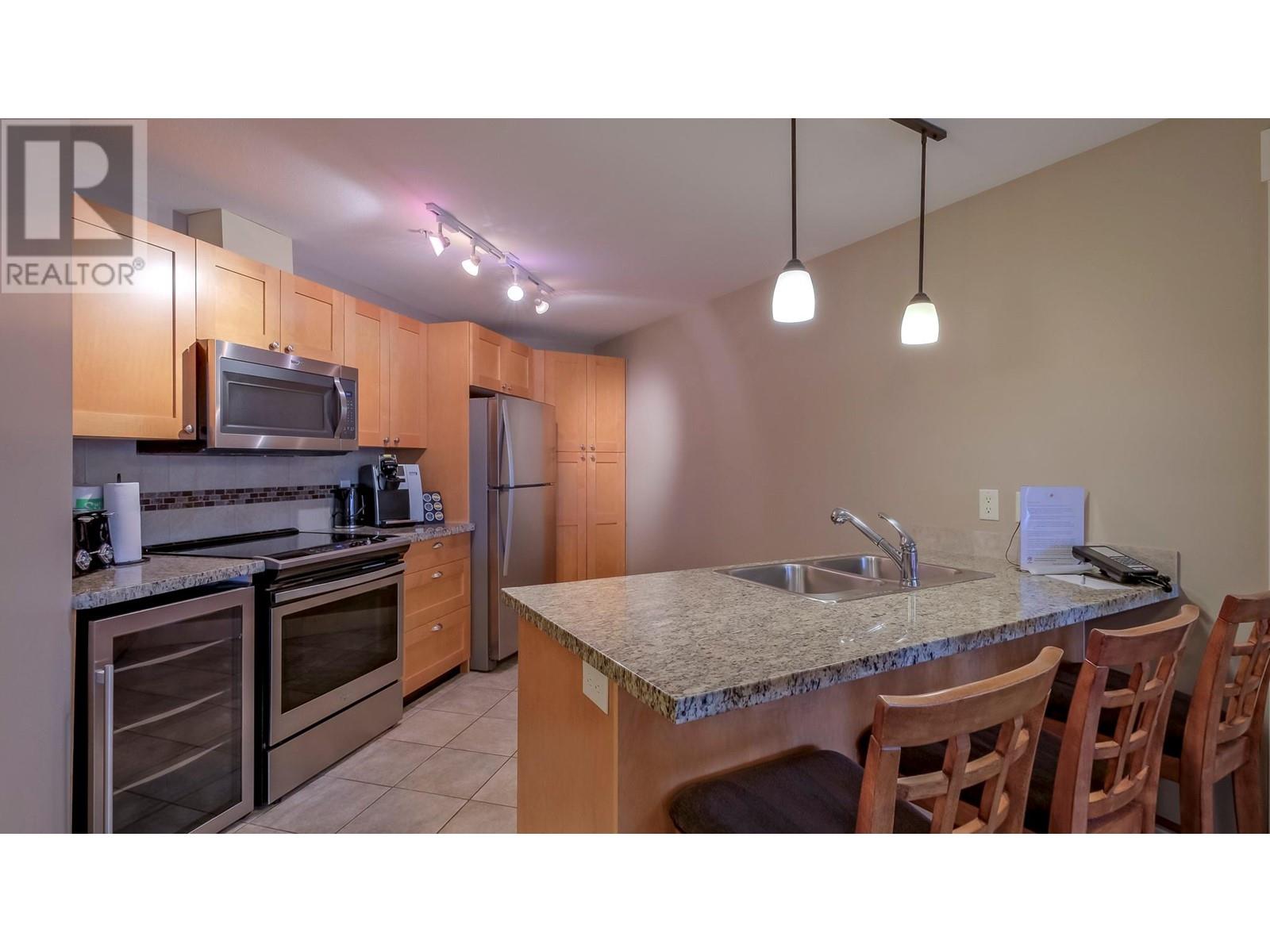 4205 Gellatly Road Unit# 304, West Kelowna, British Columbia  V4T 2K2 - Photo 6 - 10331273