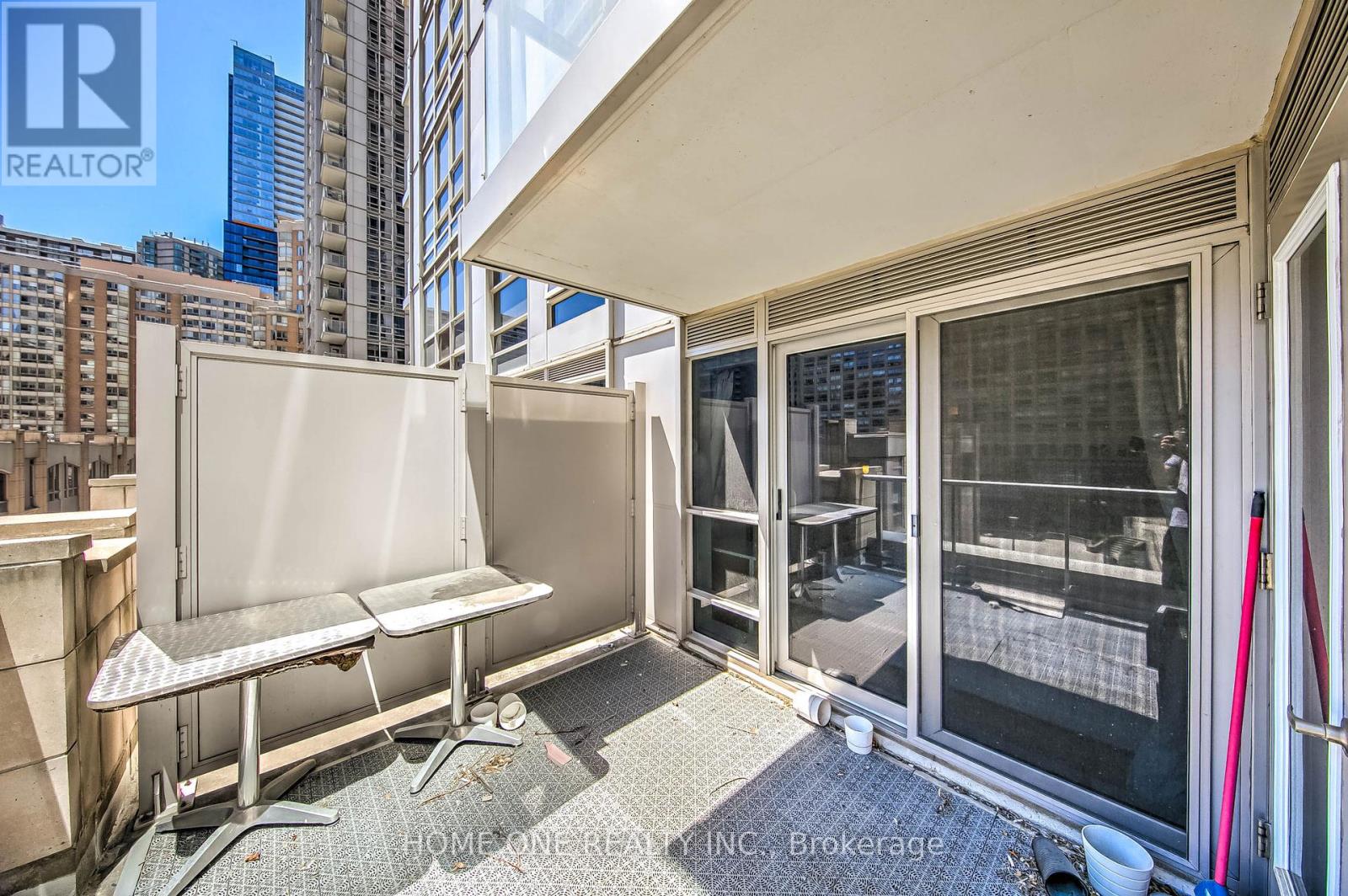 304 - 763 Bay Street, Toronto, Ontario  M5G 2R3 - Photo 27 - C11909909