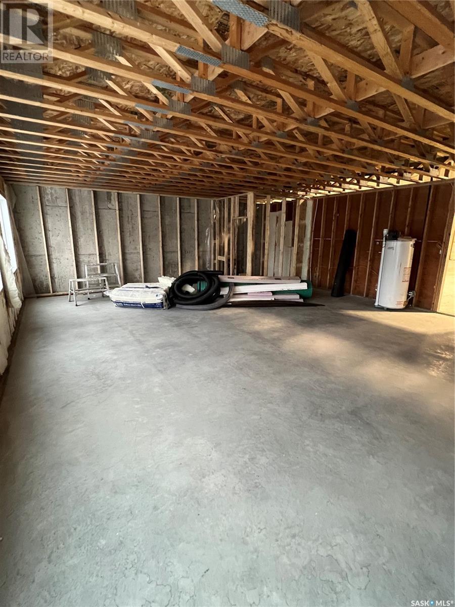 1143 Winnipeg Street, Regina, Saskatchewan  S4R 1J5 - Photo 4 - SK985979