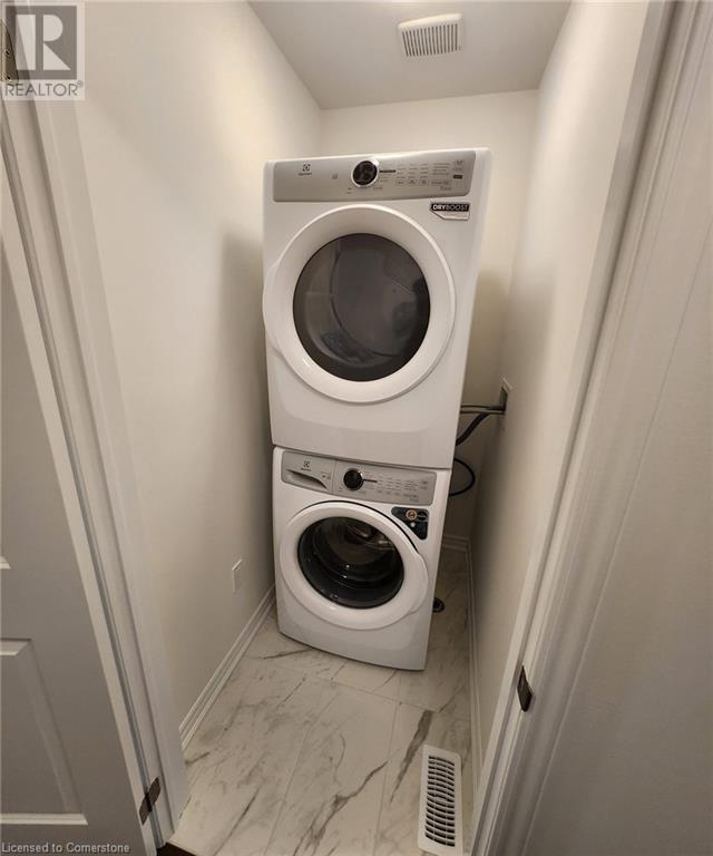 1454 Periwinkle Place, Milton, Ontario  L9T 2X5 - Photo 16 - 40688150