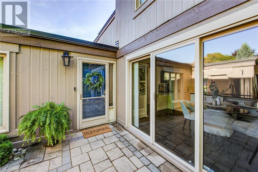 269 Old Post Road, Waterloo, Ontario  N2L 5B8 - Photo 3 - 40686983