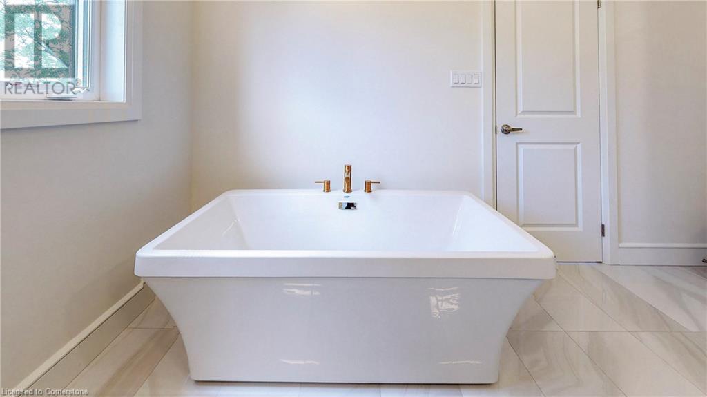 57 Eleanor Avenue, Hamilton, Ontario  L8W 1C8 - Photo 42 - 40688152