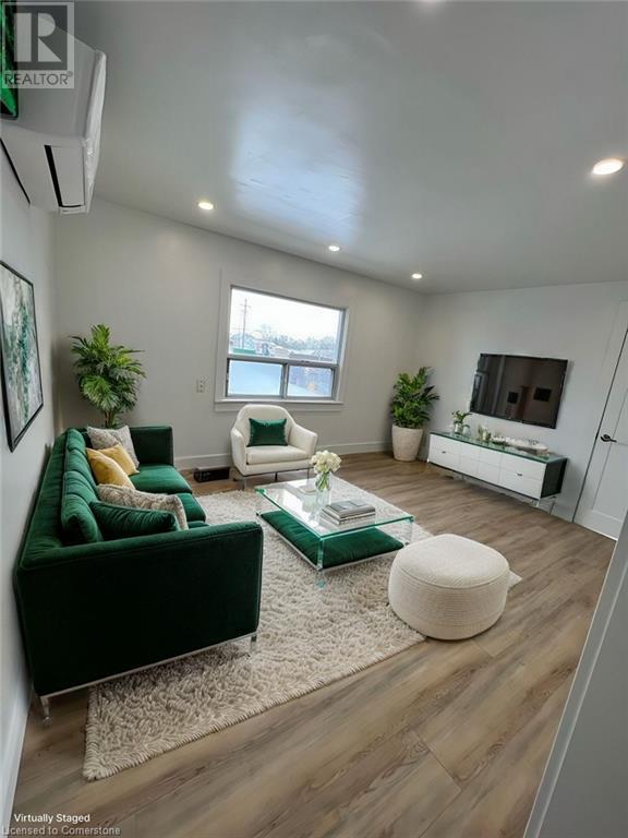 489 Concession Street, Hamilton, Ontario  L9A 1C1 - Photo 1 - 40688156