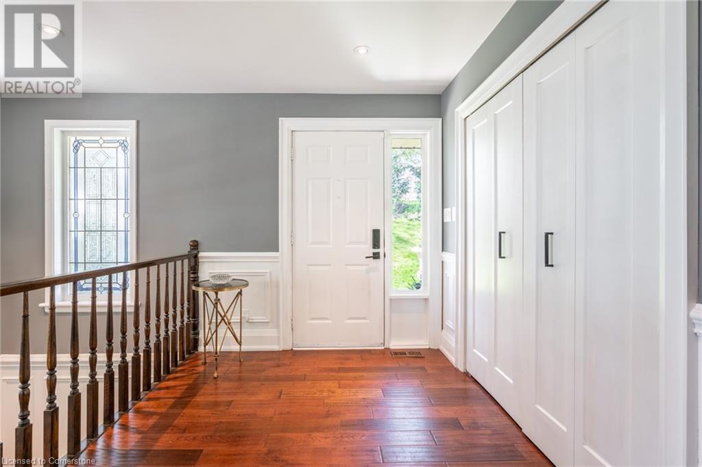 607 Edgewater Crescent, Burlington, Ontario  L7T 3L8 - Photo 7 - 40688101