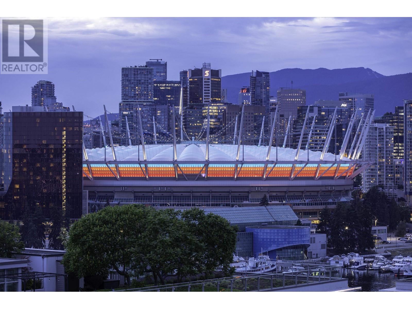 Listing Picture 36 of 39 : 1703 1708 ONTARIO STREET, Vancouver / 溫哥華 - 魯藝地產 Yvonne Lu Group - MLS Medallion Club Member