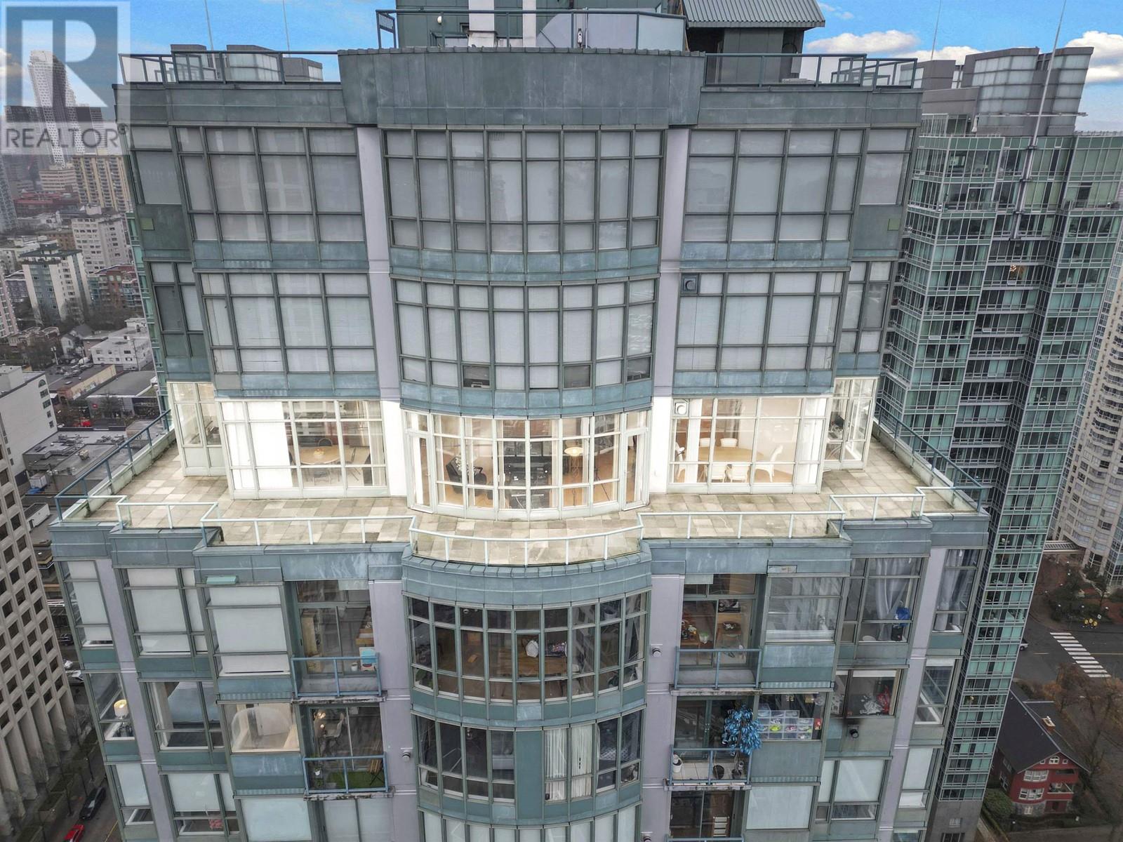 Listing Picture 14 of 17 : 3402 1239 W GEORGIA STREET, Vancouver / 溫哥華 - 魯藝地產 Yvonne Lu Group - MLS Medallion Club Member