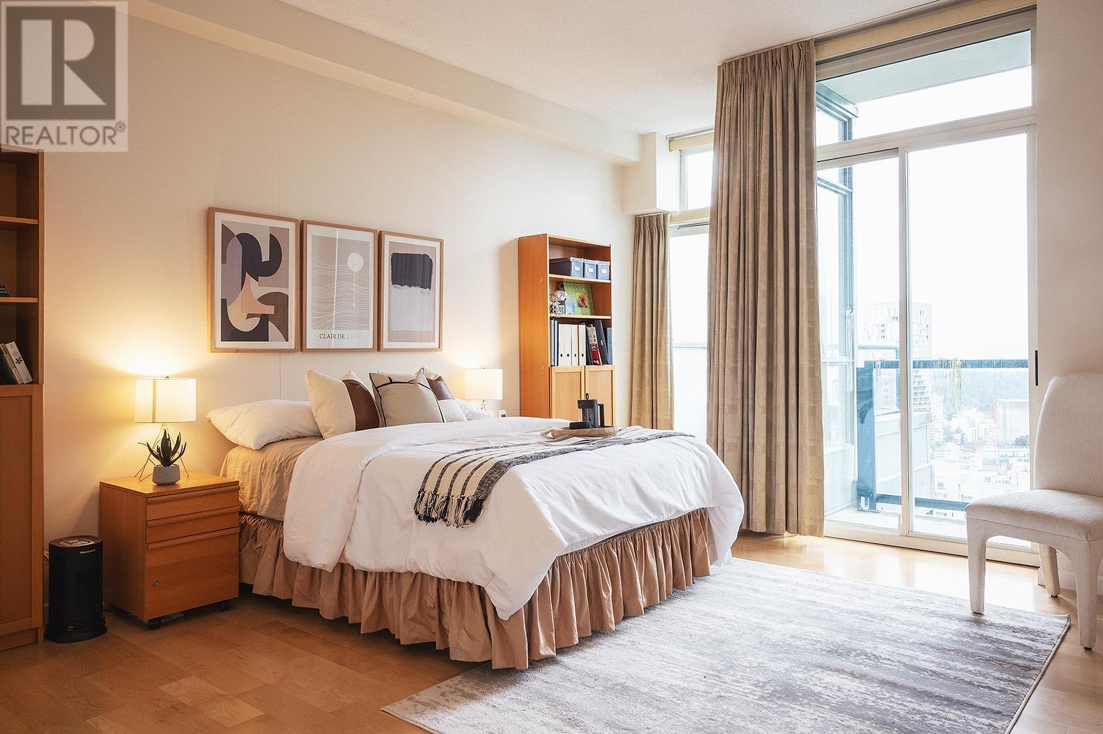 Listing Picture 5 of 17 : 3402 1239 W GEORGIA STREET, Vancouver / 溫哥華 - 魯藝地產 Yvonne Lu Group - MLS Medallion Club Member