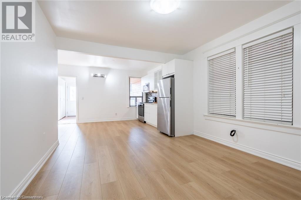 135 Hope Street Unit# Main, Toronto, Ontario  M6E 1K2 - Photo 3 - 40688082